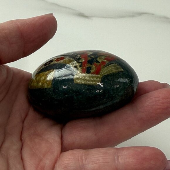VTG Hand Painted Rock Nancy Miller 1996 Artist Signed Boho Floral Gold Black Red - Picture 11 of 12